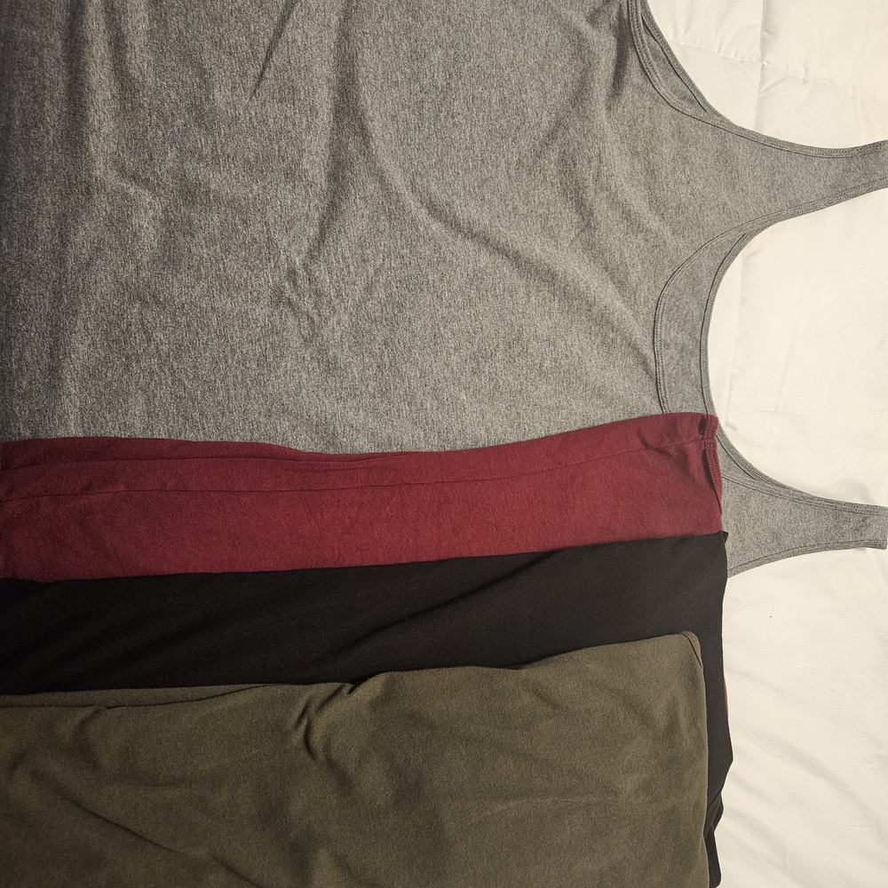 Maurices 4-Pack Scoop Neck Tank Tops - Gray, Burgundy, Black, Olive